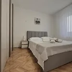 Apartman Dalori Comfort *